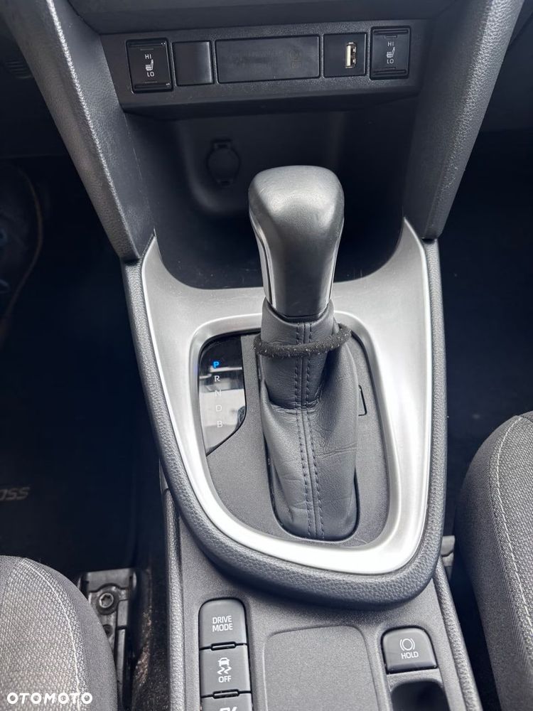 Toyota Yaris Cross Hybrid 1.5 Comfort - 27