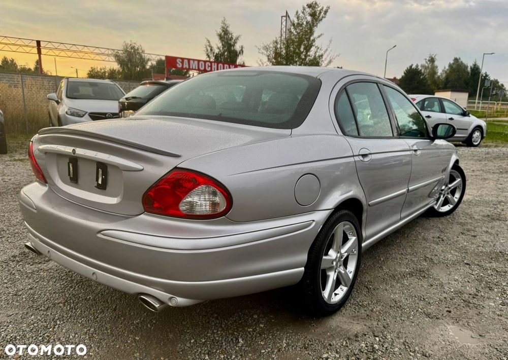Jaguar X-Type 3.0 V6 4x4 Executive - 3
