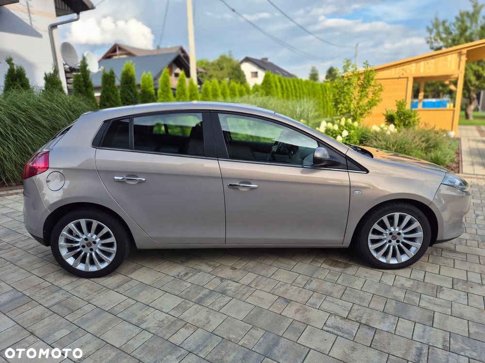 Fiat Bravo 1.4 T-Jet 16V Dynamic - 12