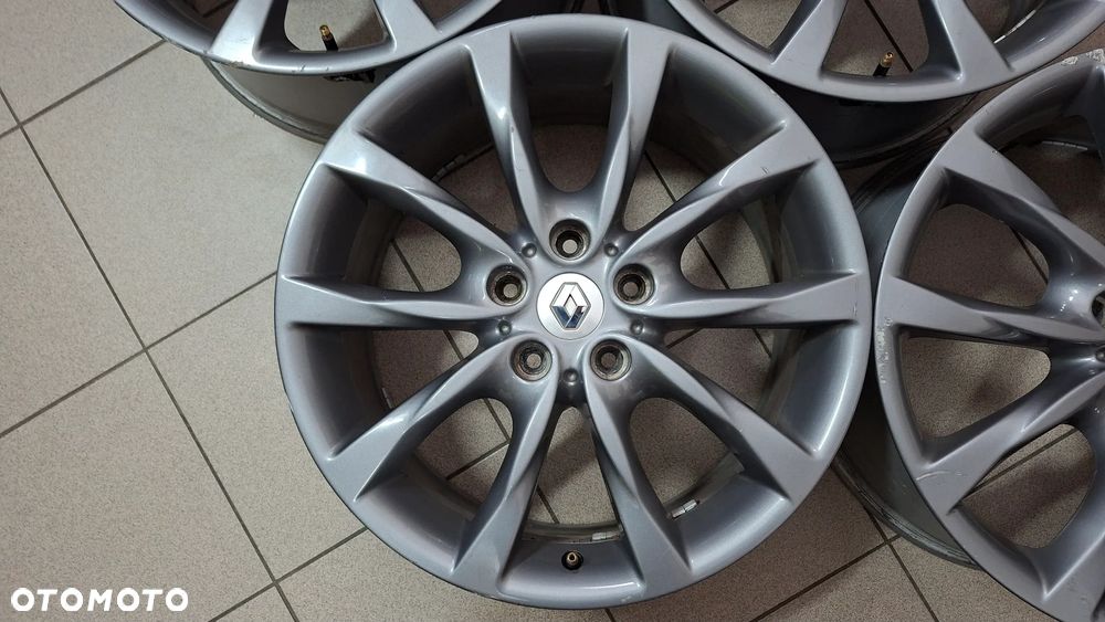 Felgi Aluminiowe 18 Renault Megane III RS 5x114.3 ET 65 Keza - 2