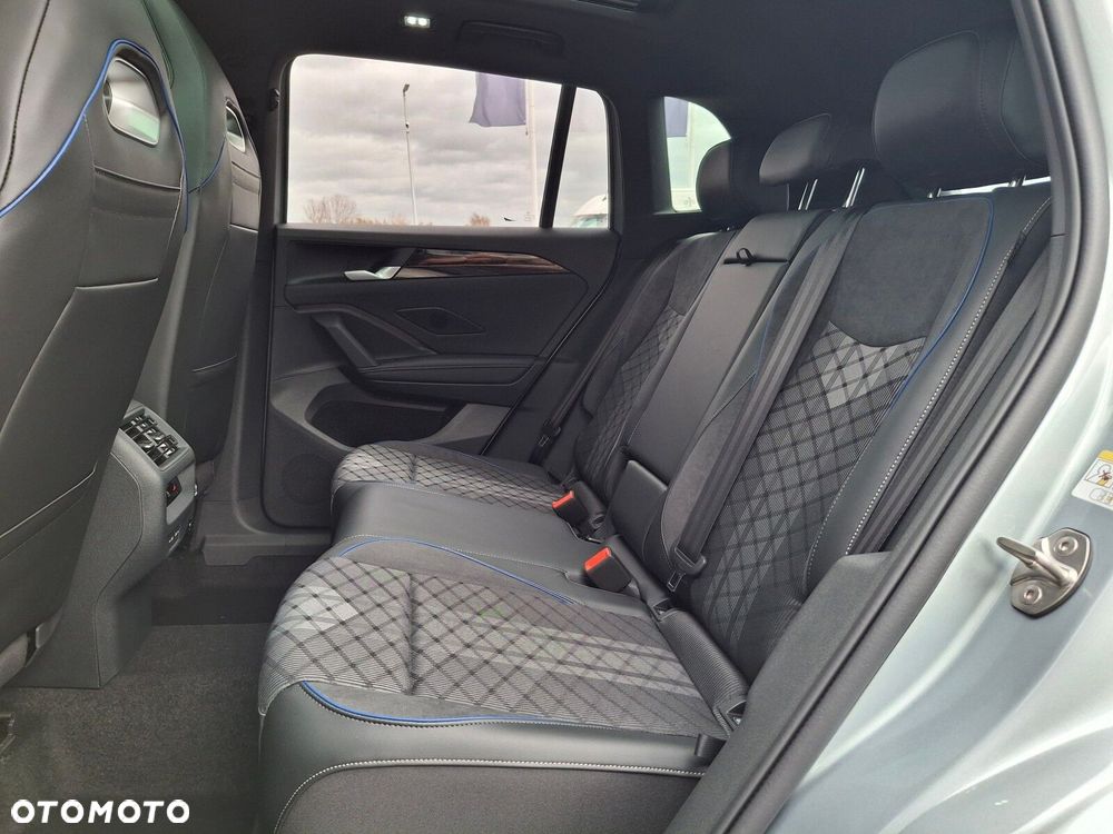 Volkswagen Tiguan 1.5 TSI EVO R-Line DSG - 24