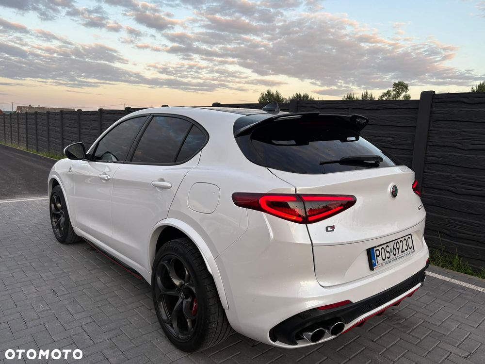 Alfa Romeo Stelvio 2.9 V6 Bi-Turbo Quadrifoglio Q4 - 34