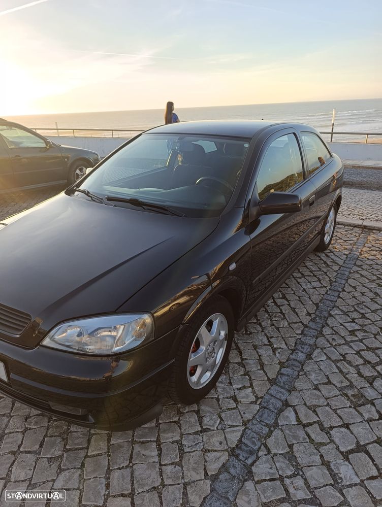 Opel Astra 1.4 Sport - 1