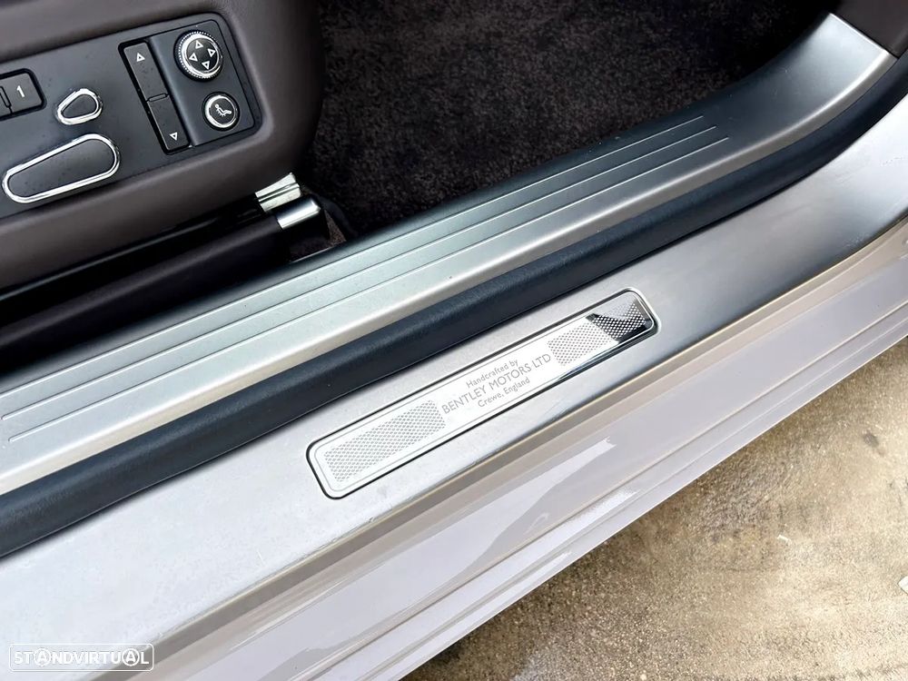 Bentley Continental Flying Spur - 35