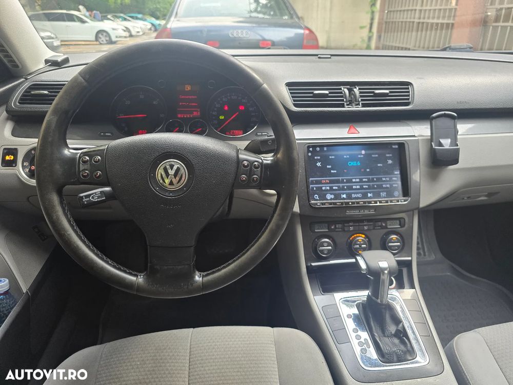 Volkswagen Passat 2.0 TDI Comfortline DPF DSG - 4