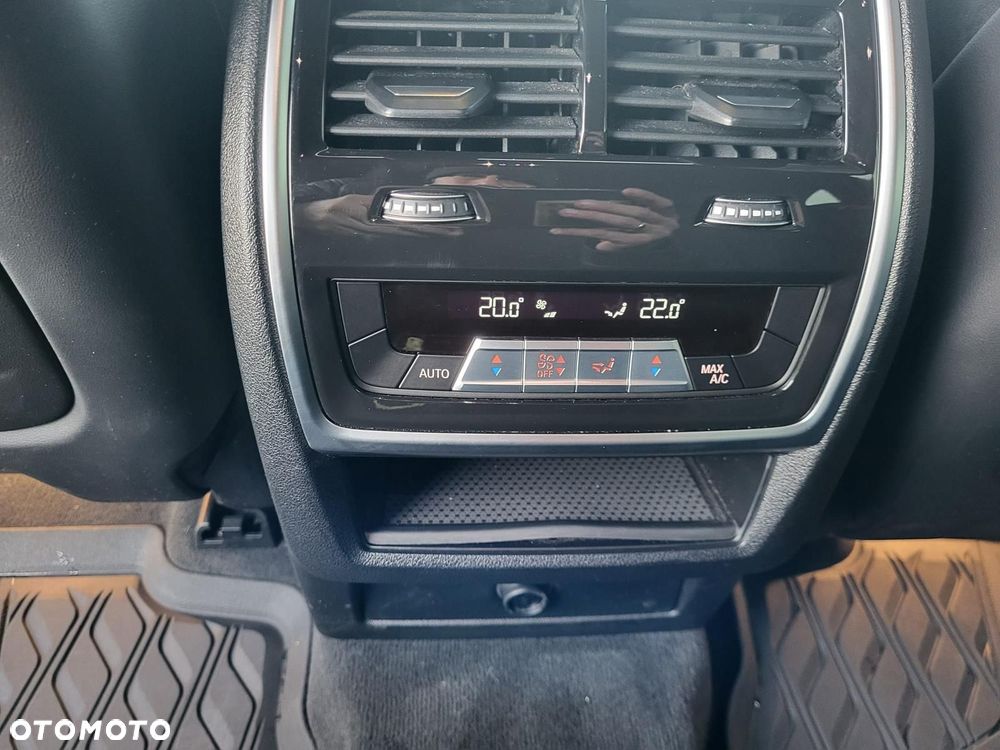 BMW X6 - 14