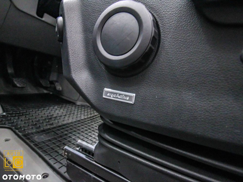 Volkswagen CRAFTER BRYGADÓWKA 7 OSÓB - 28