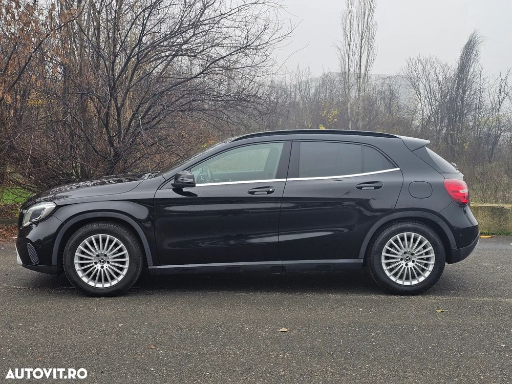 Mercedes-Benz GLA 200 d 4MATIC Aut. - 3