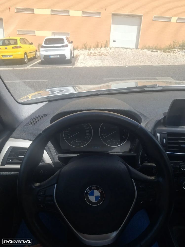 BMW 120 d Sport Line - 12