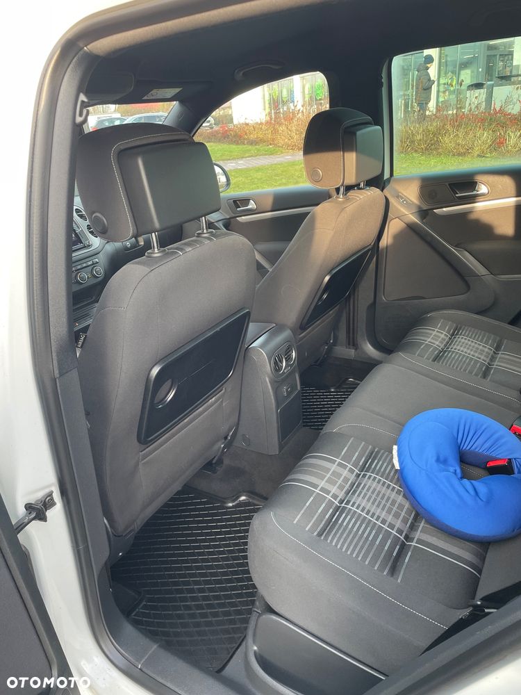 Volkswagen Tiguan 1.4 TSI BlueMotion Technology Lounge Sport & Style - 11