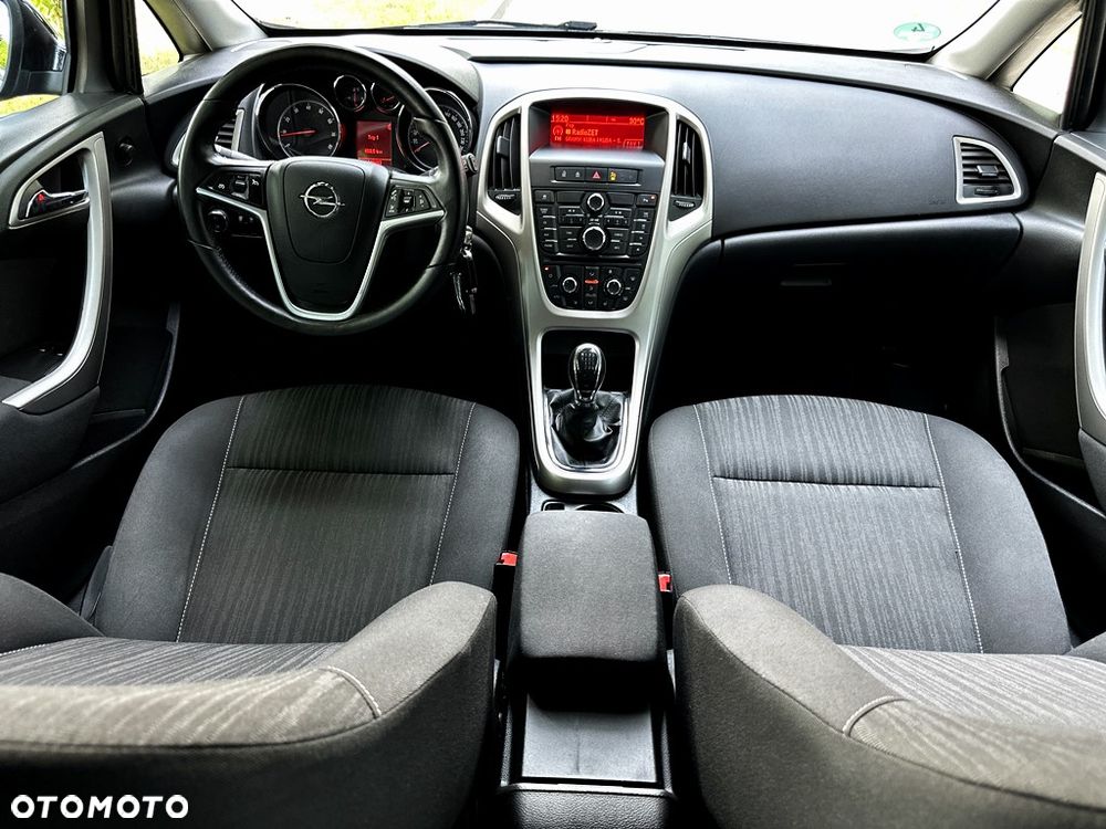 Opel Astra 1.4 Turbo Design Edition - 22