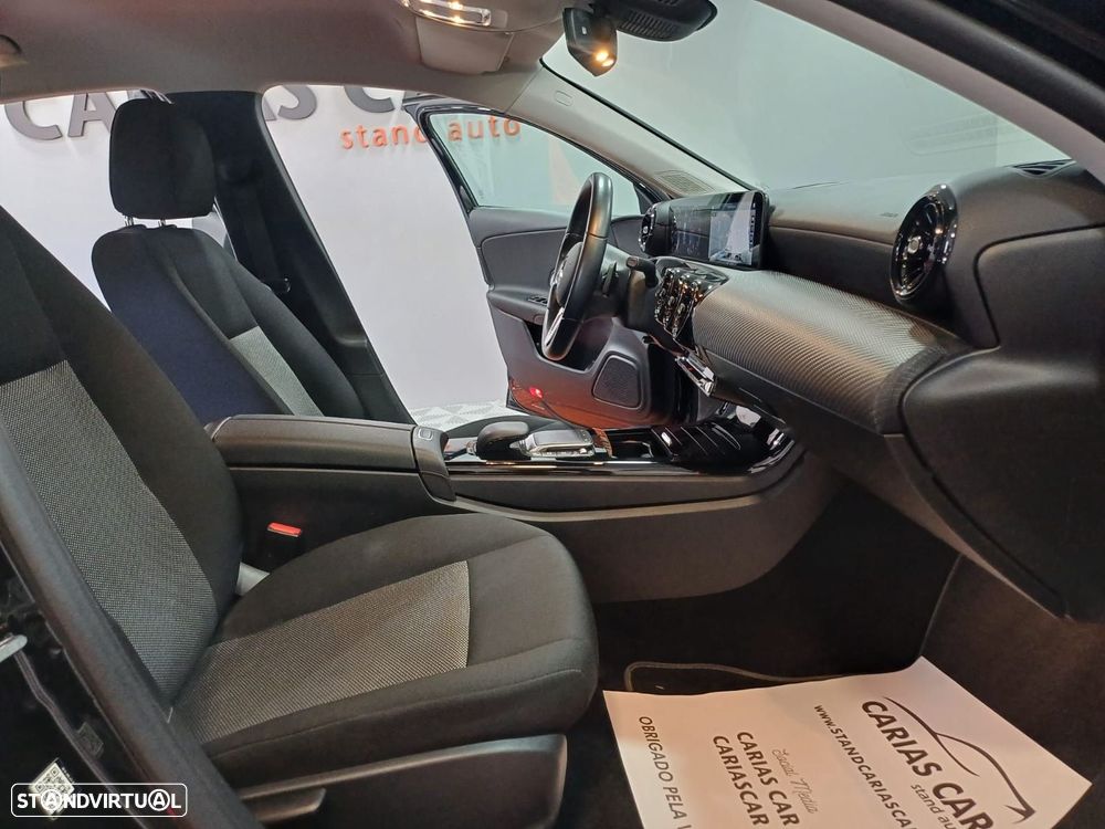 Mercedes-Benz A 180 Limousine - 10