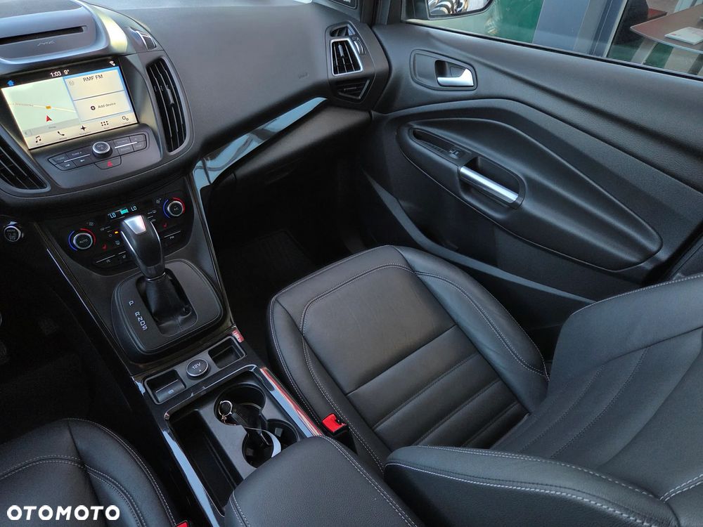 Ford Kuga 1.5 EcoBoost 4x4 Business Edition - 24