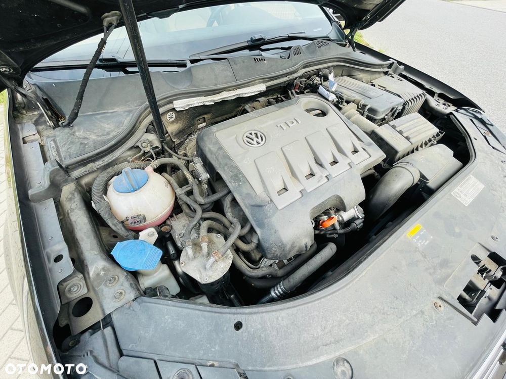 Volkswagen Passat 2.0 Blue TDI DSG SCR Highline - 29