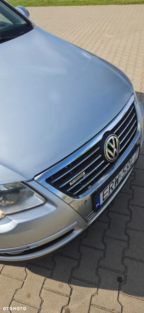 Volkswagen Passat - 16