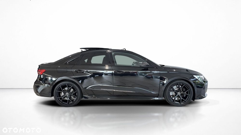 Audi RS3 Limousine - 7