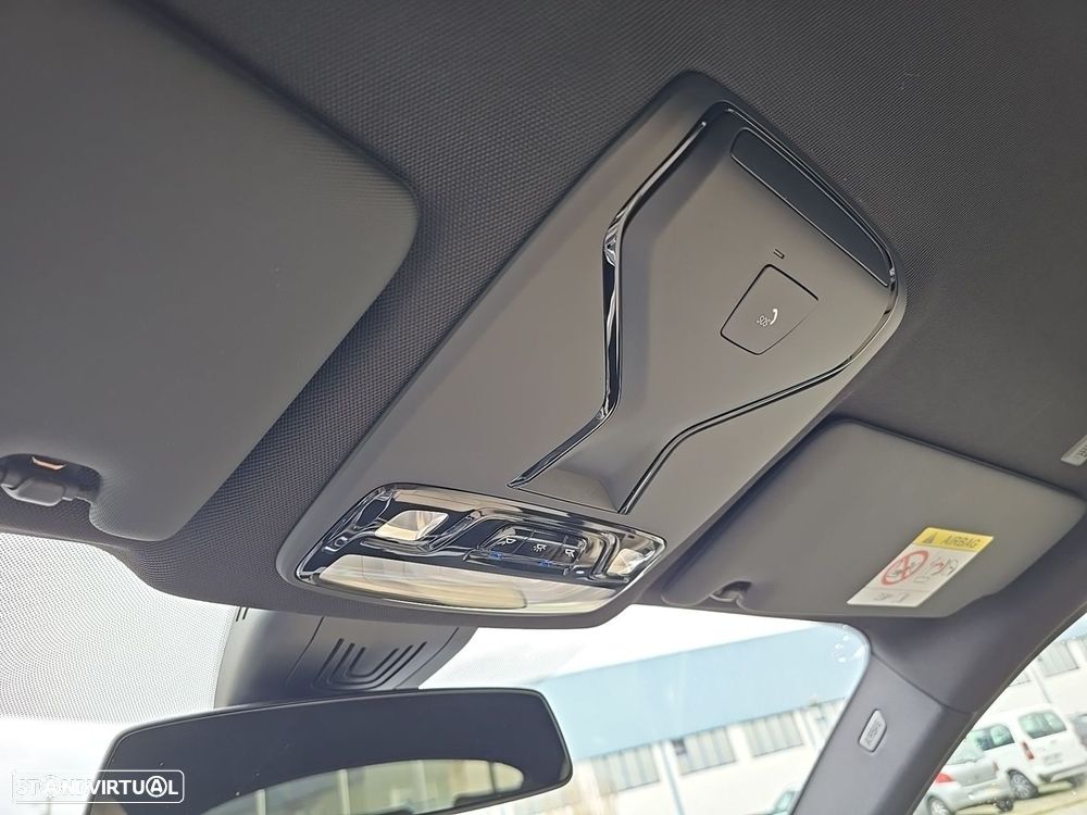 BMW i4 eDrive40 - 28