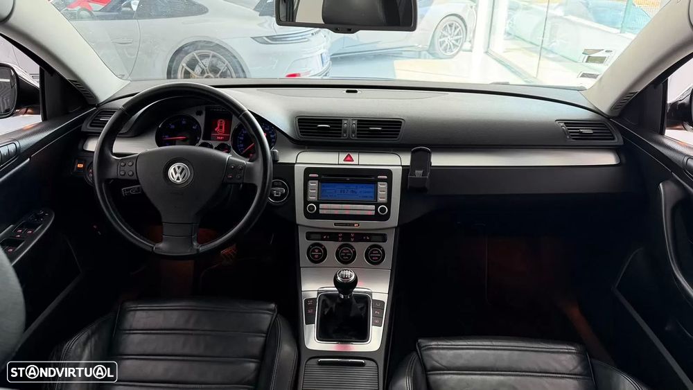 VW Passat 2.0 TDI Sport - 17