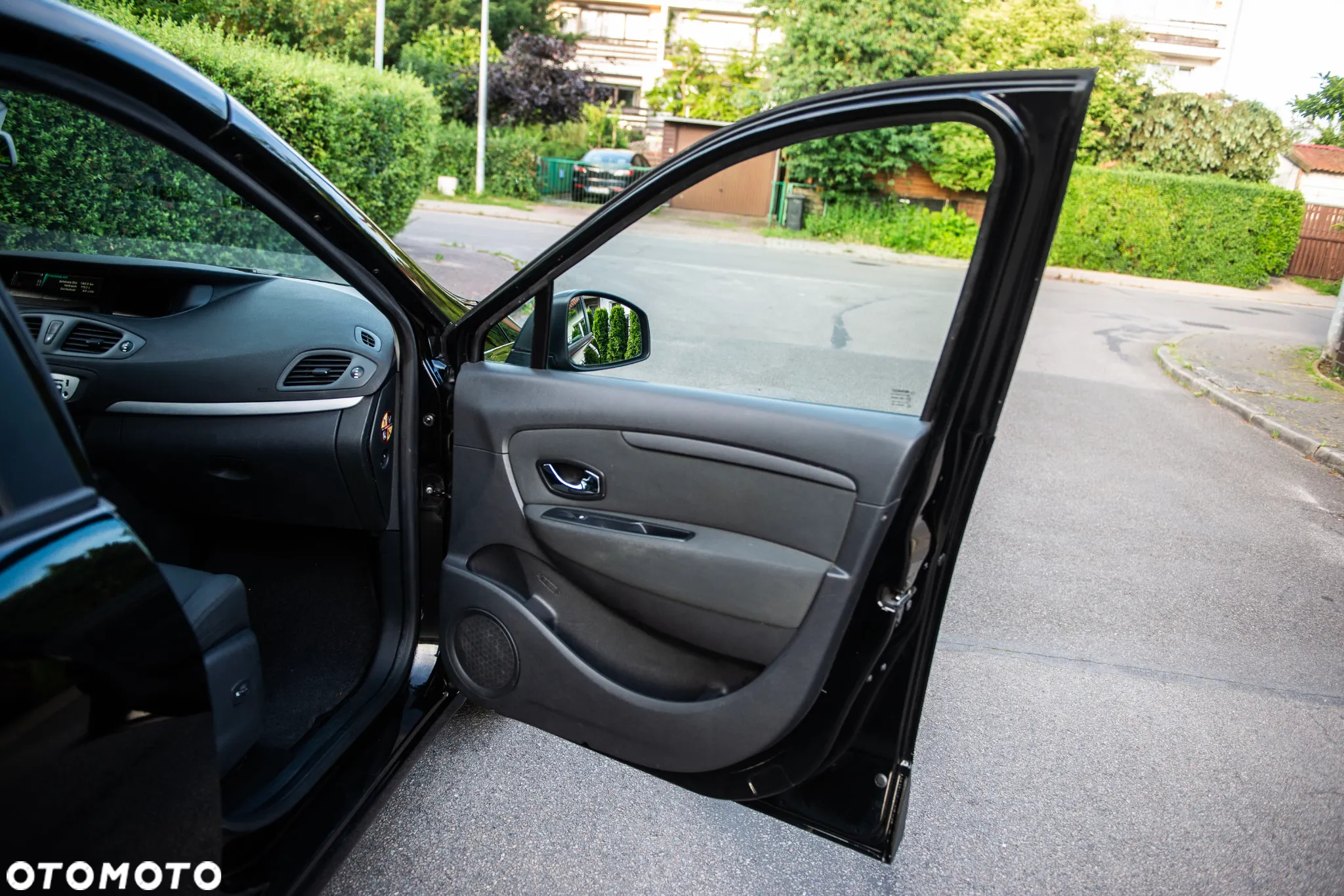 Renault Scenic 1.6 16V 110 Dynamique - 25