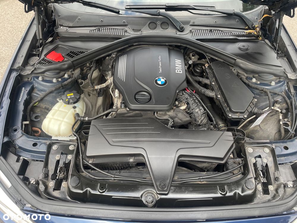 BMW Seria 1 118d Sport Line - 36