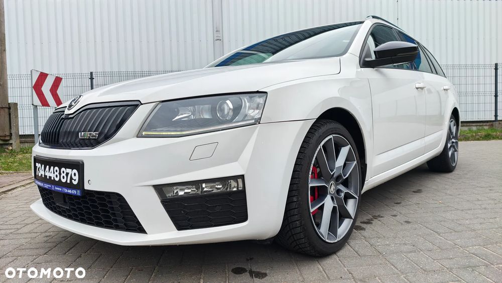 Skoda Octavia 2.0 TDI (Green tec) DSG RS - 10