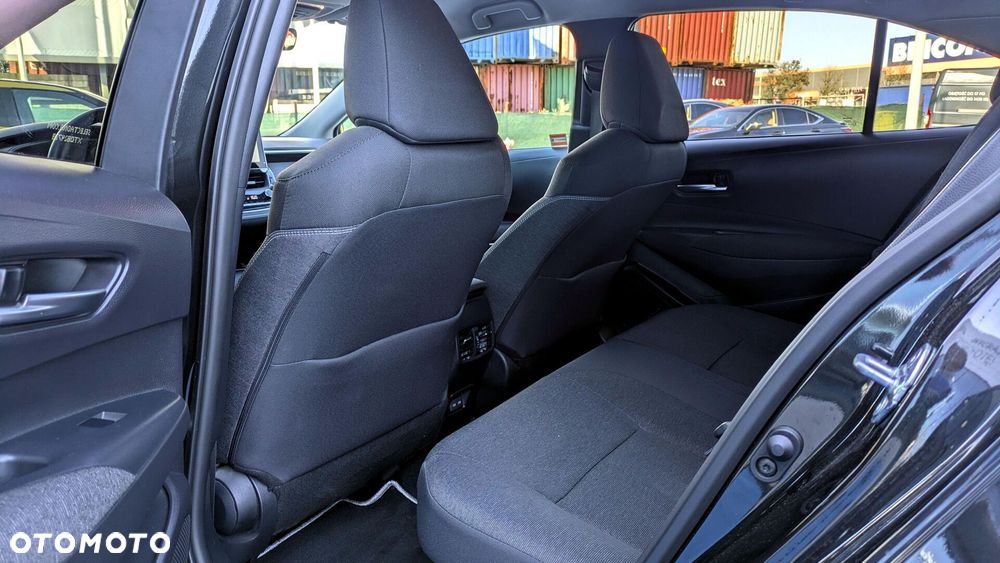 Toyota Corolla 1.8 Hybrid Style - 12