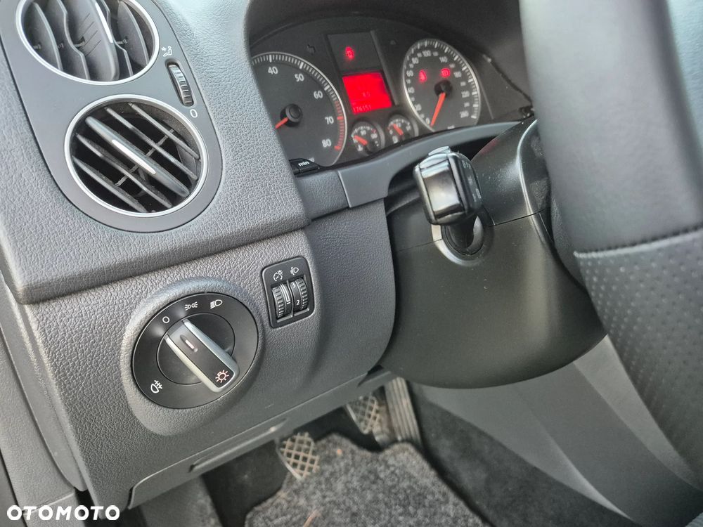 Volkswagen Golf Plus 2.0 FSI Sportline - 12