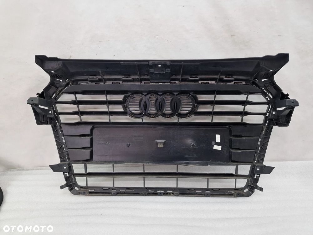 AUDI A1 8XA LIFT 14- ATRAPA / GRILL PRZEDNI PRZÓD , NR 8XA853651B , NR AUKCJI GL795 GL795/2 - 16