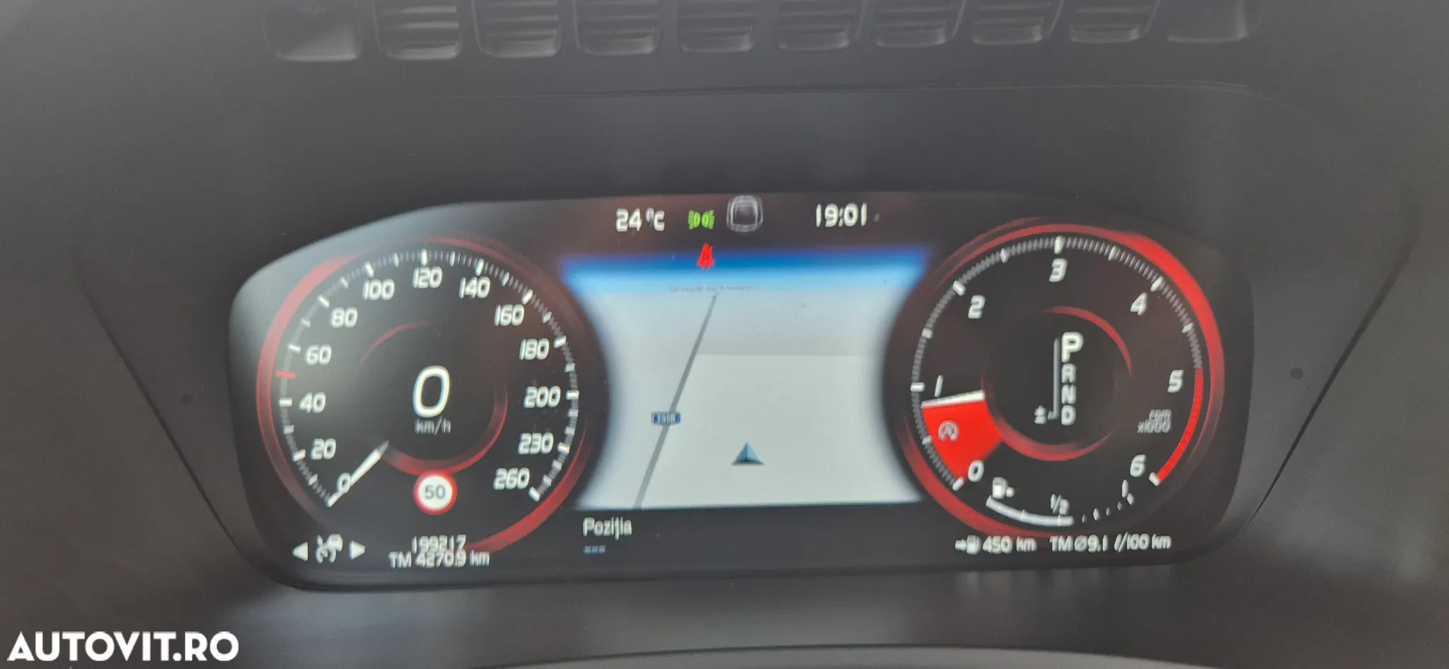 Volvo XC 90 - 8