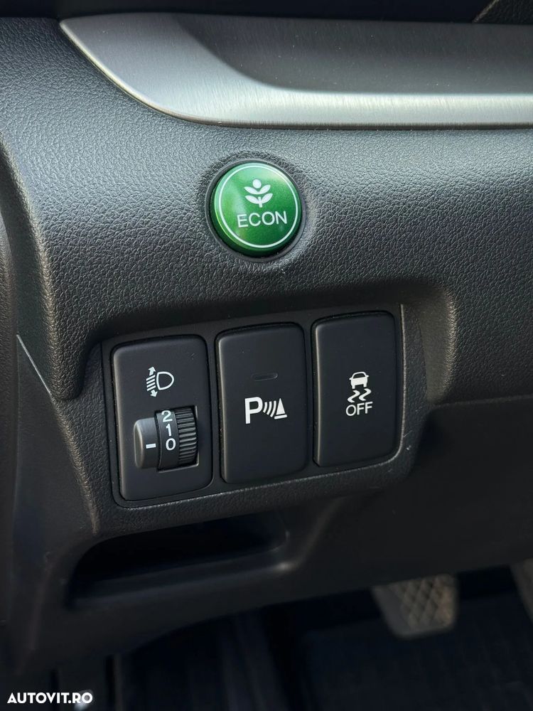 Honda CR-V - 34