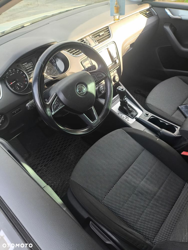 Skoda Octavia 1.6 TDI Ambition DSG - 7