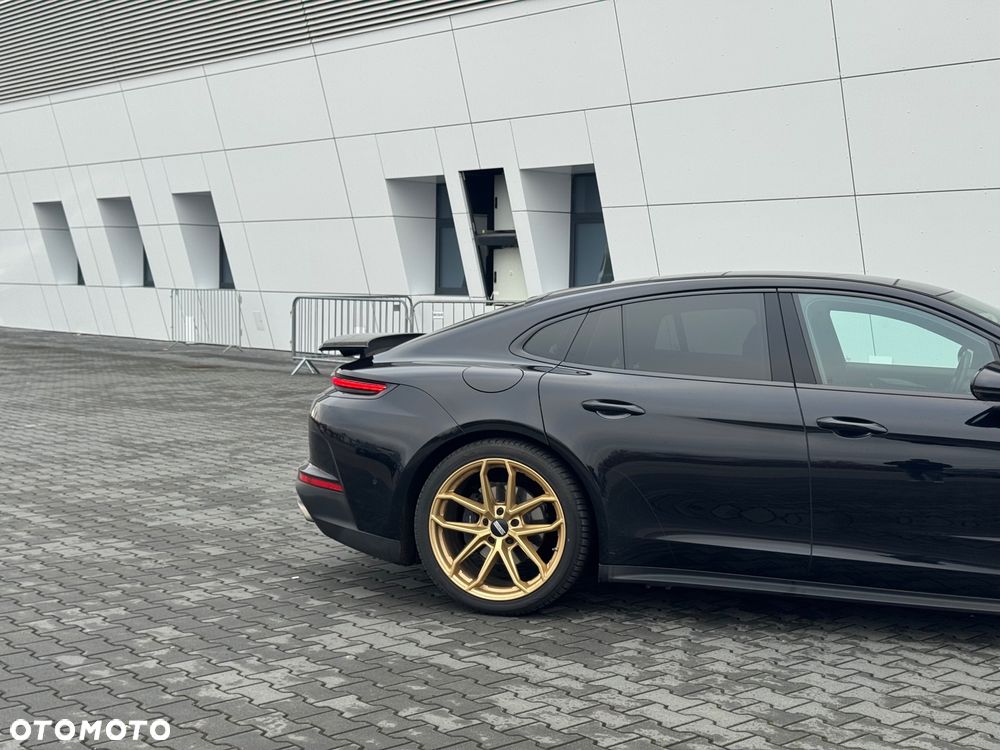 Porsche Panamera - 5