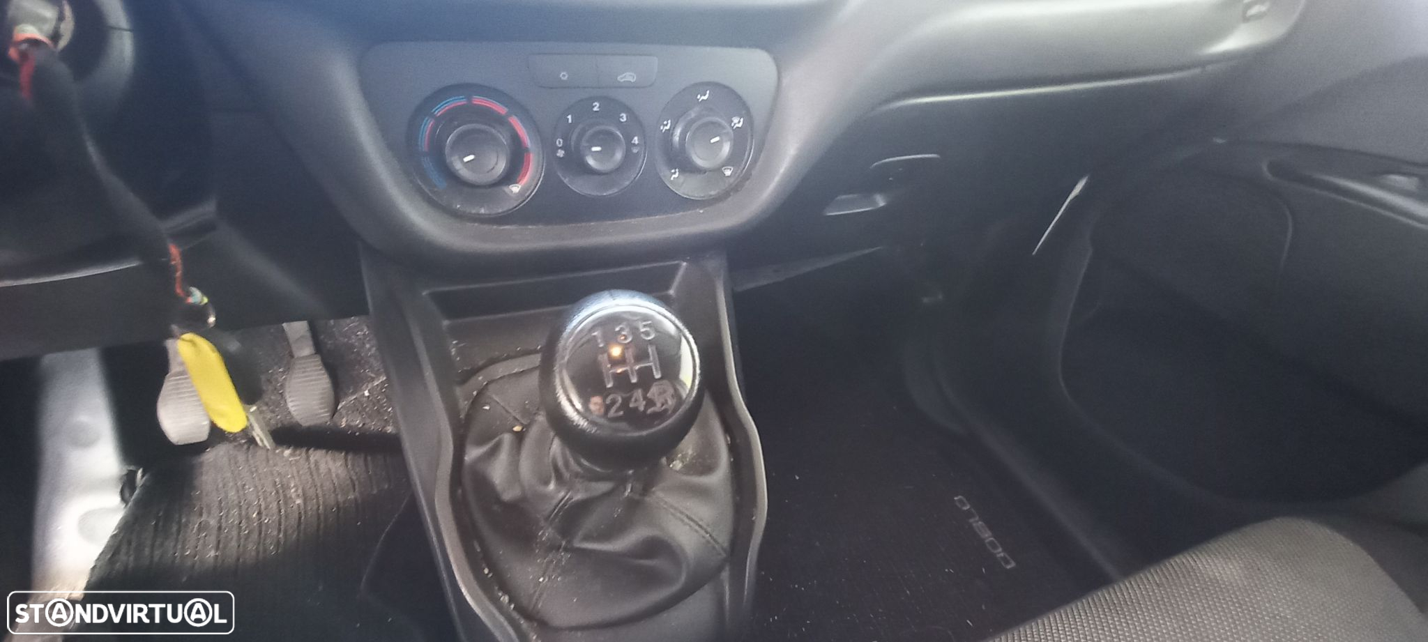 Fiat Doblo Dobló Cargo 1.3 Mj Easy 3l - 7