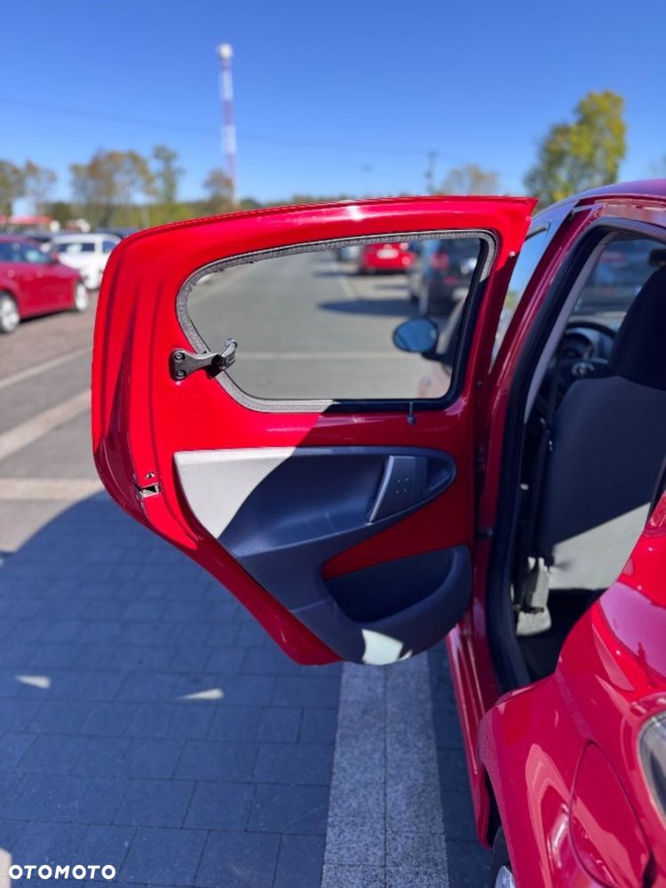Toyota Aygo - 13