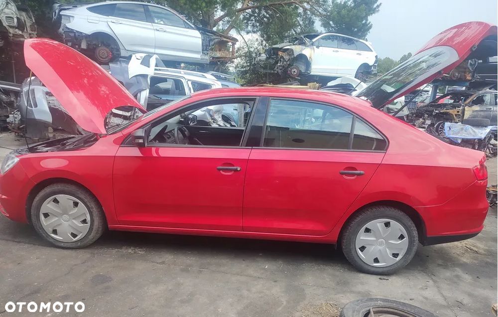 SEAT TOLEDO IV DRZWI TYŁ LEWE LF3K