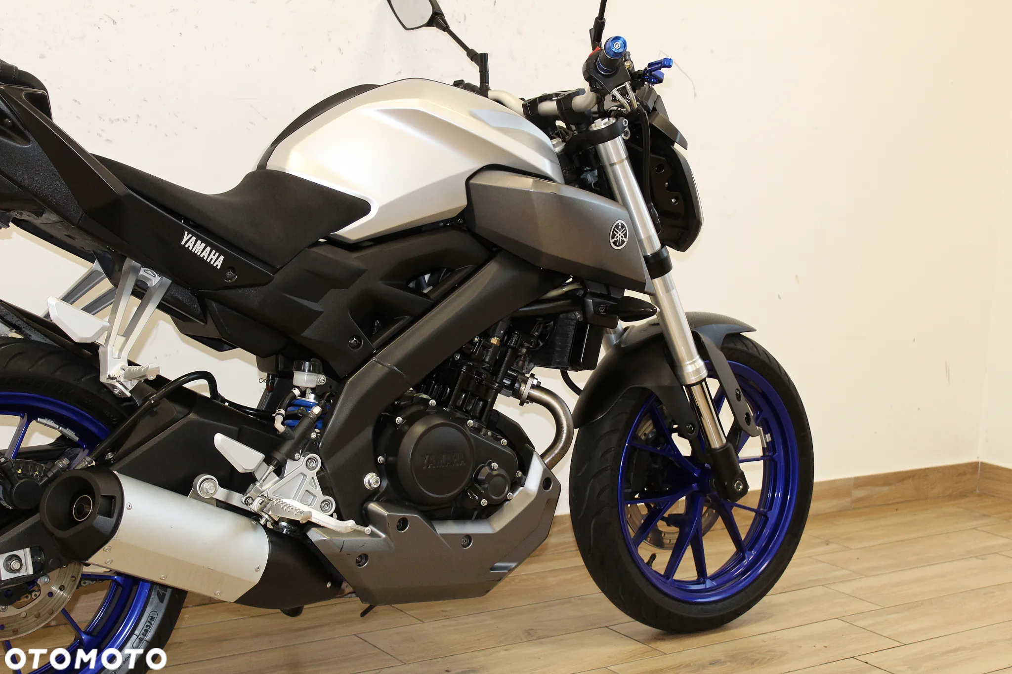 Yamaha MT - 7