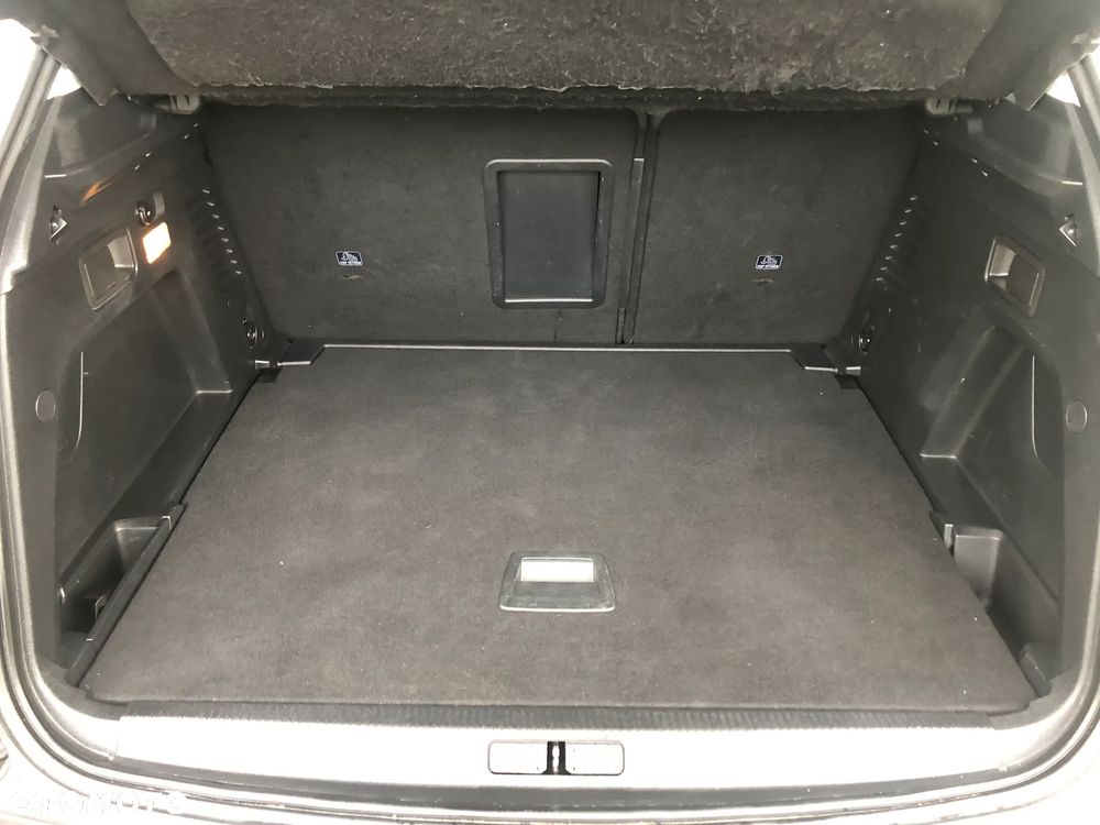 Peugeot 3008 BlueHDi 130 Stop & Start EAT8 Allure - 10