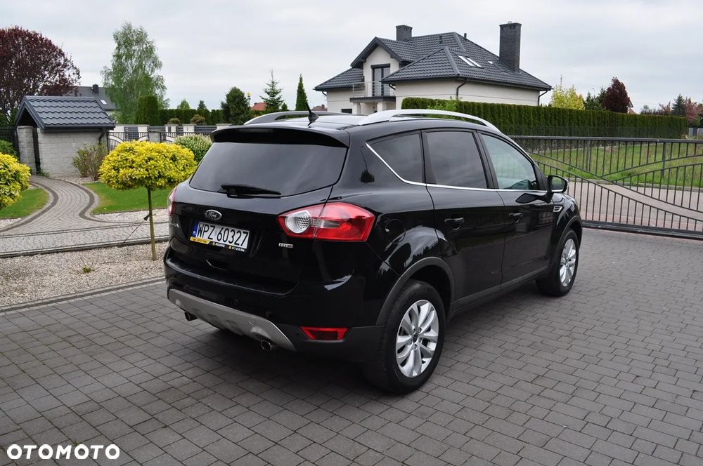 Ford Kuga 2.0 TDCi 2x4 Titanium - 3