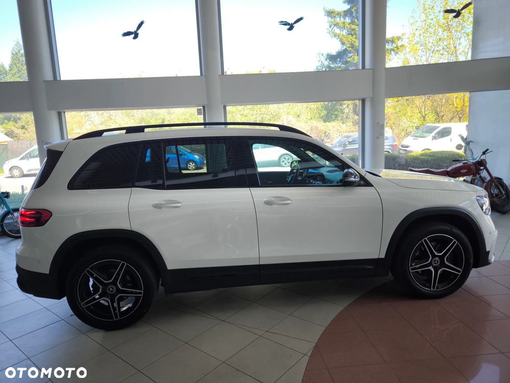 Mercedes-Benz GLB 200 AMG Line 7G-DCT - 4