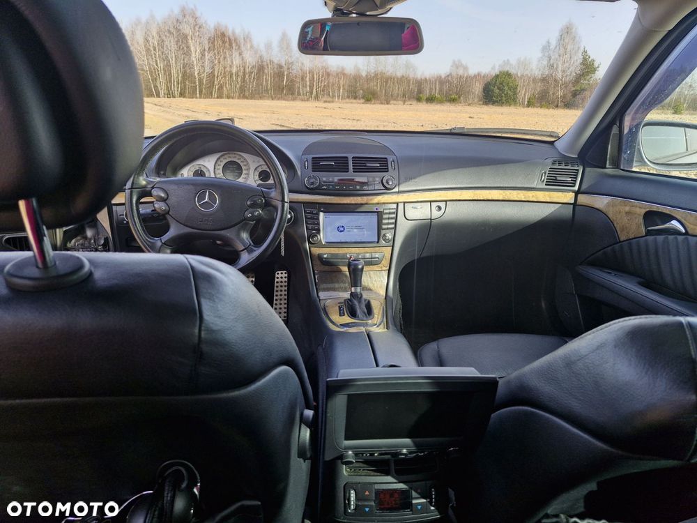 Mercedes-Benz Klasa E 280 4Matic Automatik Avantgarde - 11