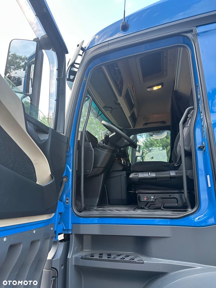 Mercedes-Benz Actros 1842 - 5