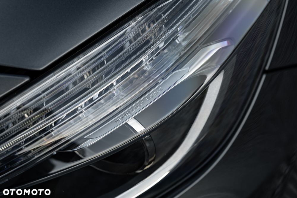 Mercedes-Benz Klasa A 250 4Matic 7G-DCT AMG Line - 17