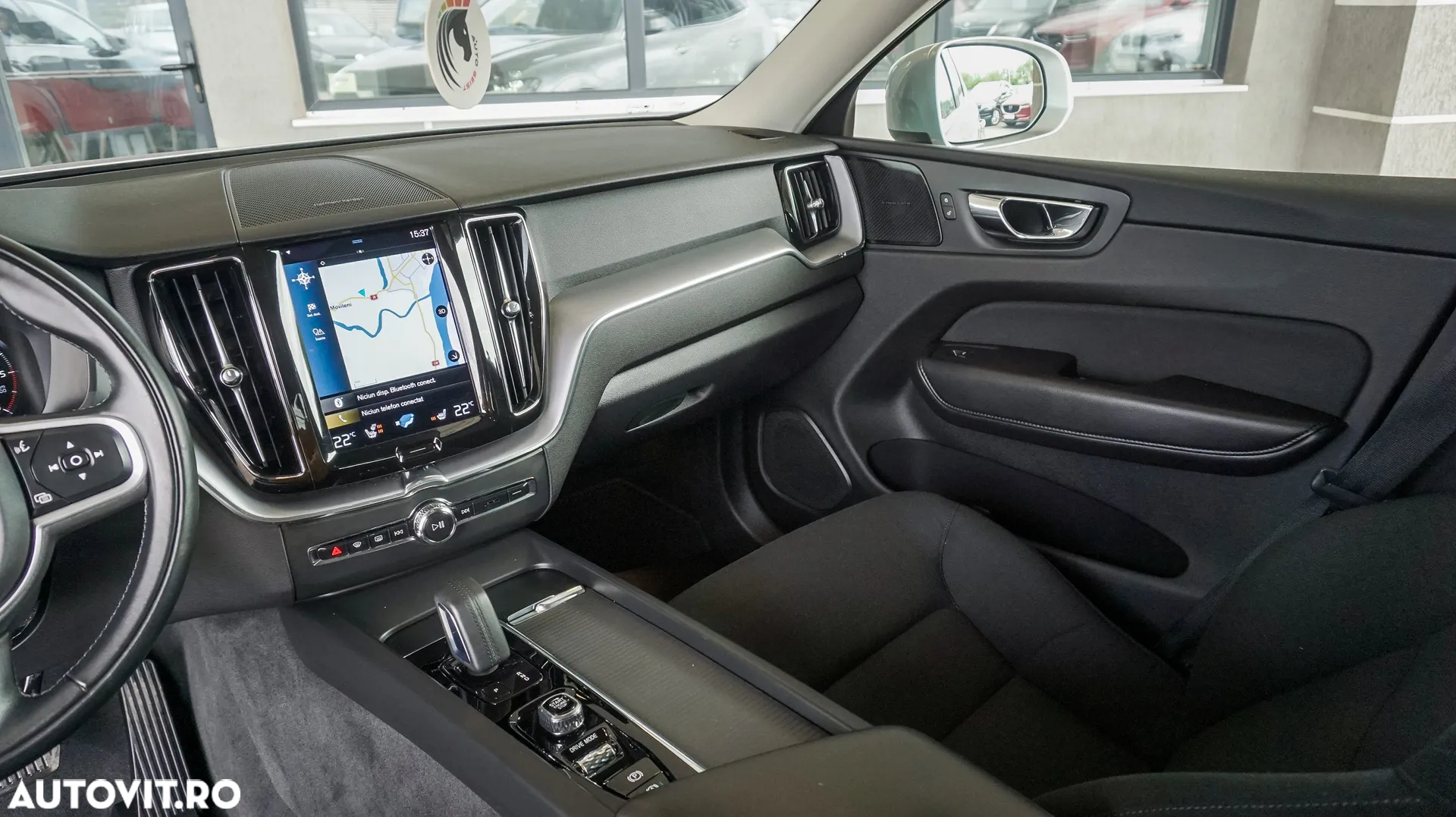Volvo XC 60 B4 D AWD Geartronic Momentum - 9