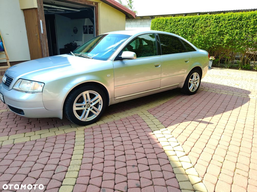 Audi A6 Limousine 2.4 - 1