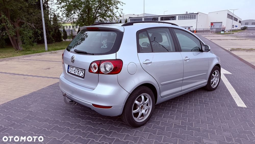 Volkswagen Golf Plus 1.6 TDI Comfortline - 7