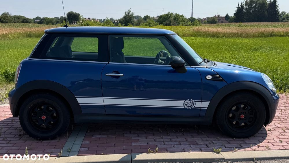 MINI ONE - 6