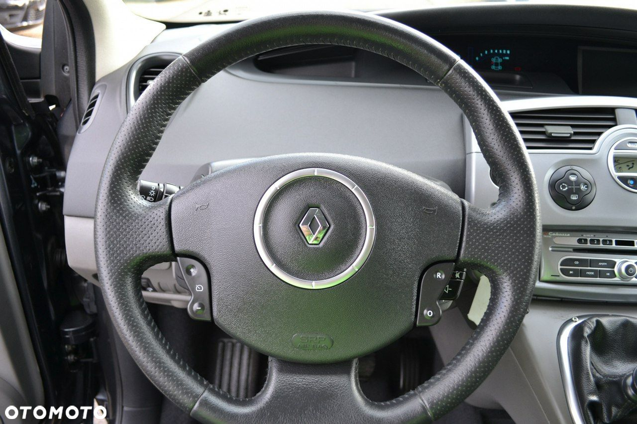 Renault Scenic - 10