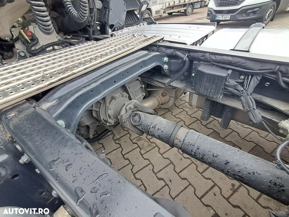 MAN TGX 18.480 XXL AUTOMAT EURO 6 MEGA - 8