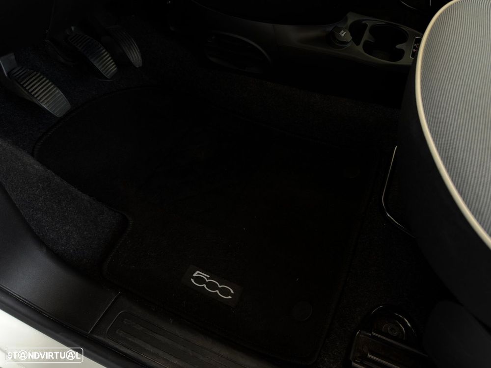 Fiat 500 1.2 Lounge J16 - 21