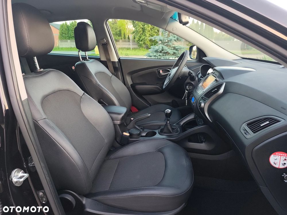 Hyundai ix35 1.6 2WD blue Style - 20
